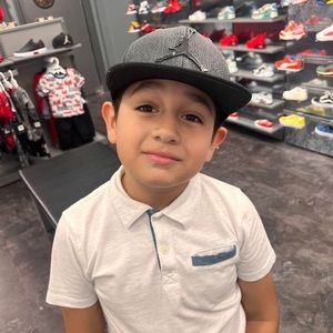 Meet your Posher, Joel